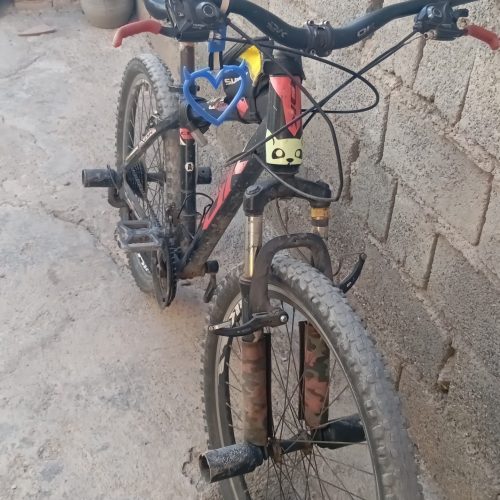 دوچرخه تمیز در حد نو