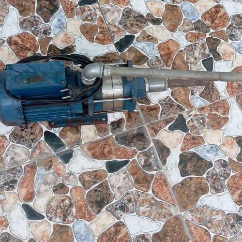 پمپ و تانکی