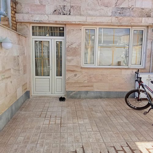 خانه‌ویلایی‌حسین‌اباد