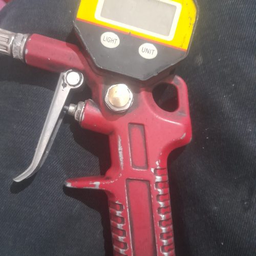 یک عدد پی‌نوشت  تنظیم باد  ماشین