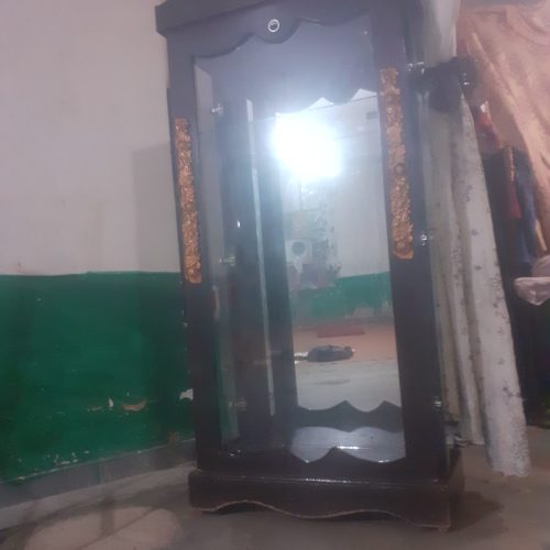 فروش ویترین چوبی