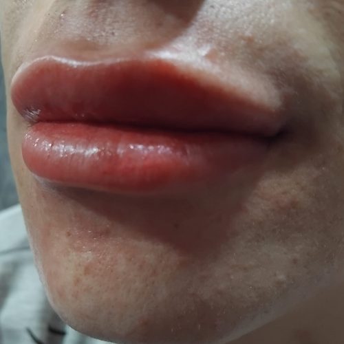 خدمات آرایش دائم صورت