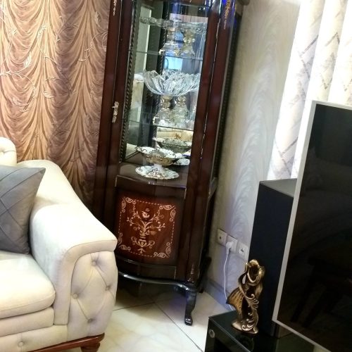 آیینه و کنسول و بوفه