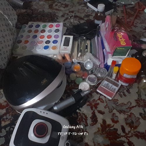 وسایل ناخنکاری