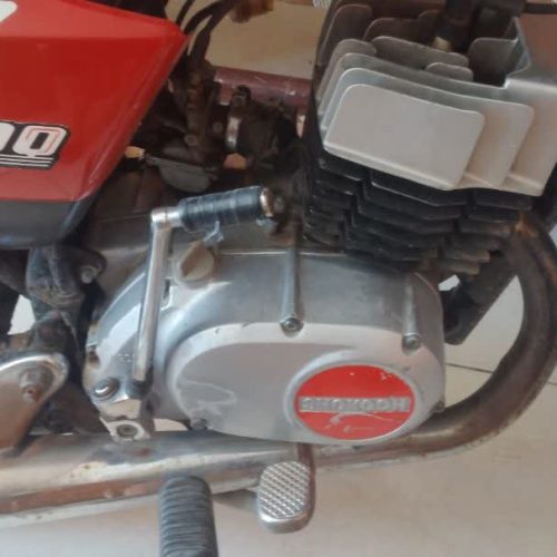 موتور سوزوکی 100