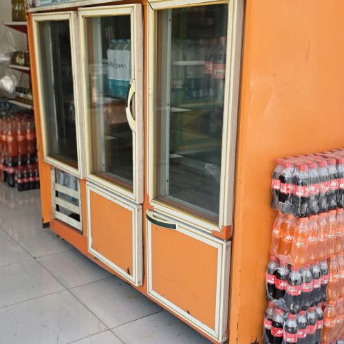 یخجال 2متری ایستاده