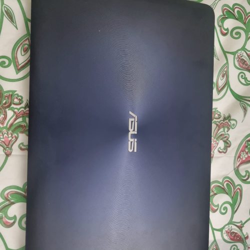 لپتاپ ایسوس نسل 7 سرمه ای بدون خط وخش،و شکستگی ،باتری سالم