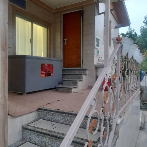 خانه ویلایی250 متر زمین 100 متر بناسند منگوله دار