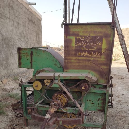 فروش تراکتور با ادوات کشاورزی