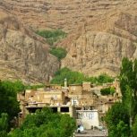 ویلا باغ با استخر آب گرم