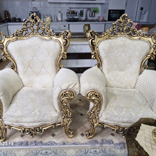 مبل سلطنتی در حد نو