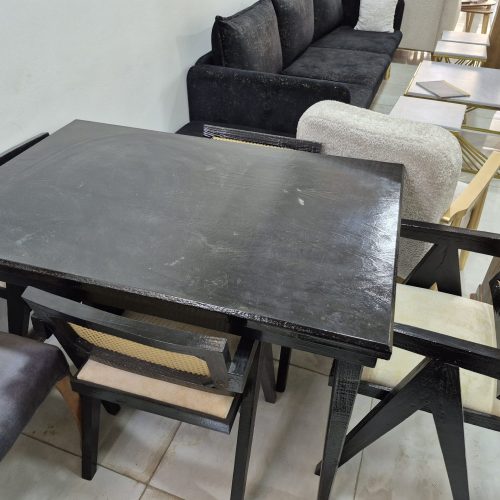 مبل راحتی