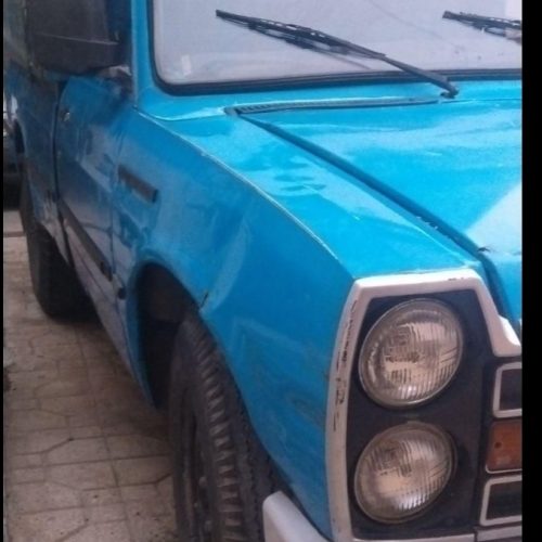 نیسان وانت تناژ پایین بی زنگ
