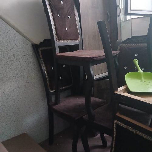 میز و صندلی