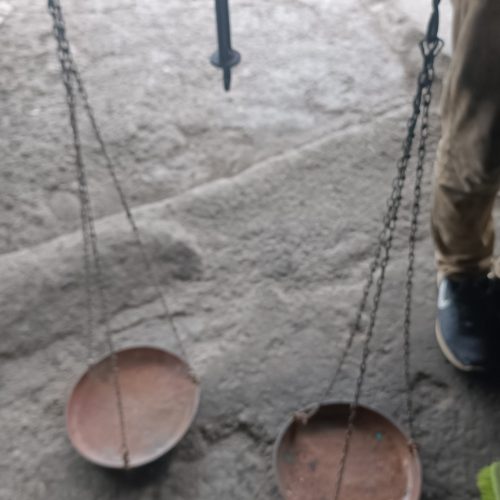 ترازو قدیمی قاجاری برنج