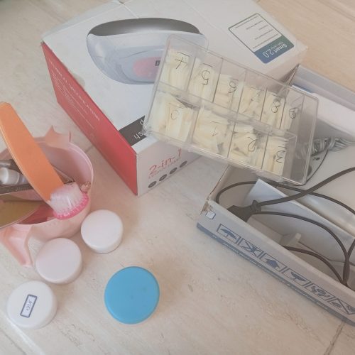 لوازم کاشت ناخون