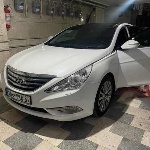 هیوندای سوناتا YF
