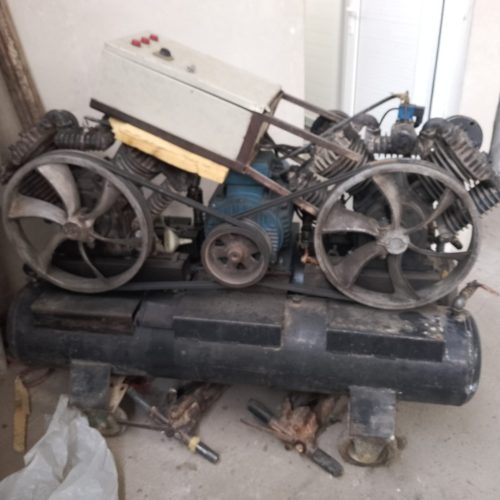 دستگاه پمپ باد همراه بلابر