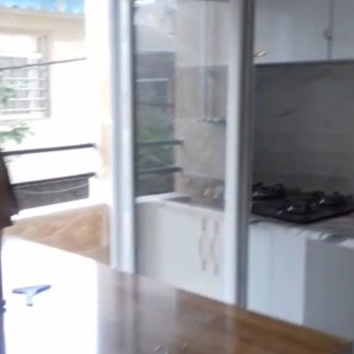 فروش یک دستگاه آپارتمان با تمامی امکانات