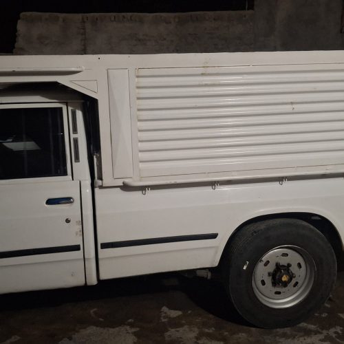 یک دستگاه نیسان مدل 95دوگانه کارخانه