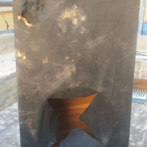 باکس یه باند بزرگ می‌گردد یه کوچیک