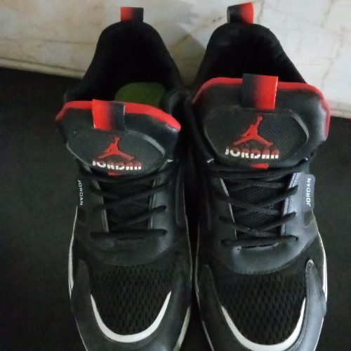 کتونی جردن 6 سایز 43