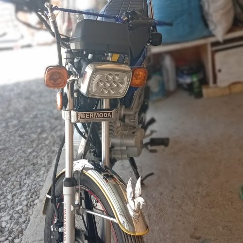 فروش موتورسیکلت برمودا200شهرستان پاسارگاد آرامگاه کوروش بزرگ