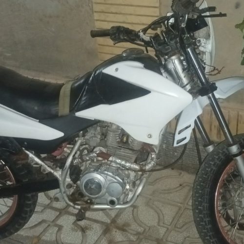 متورسیکلت تریل 200