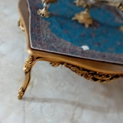 مبل ومیز ناهار خوری  سلطنتی