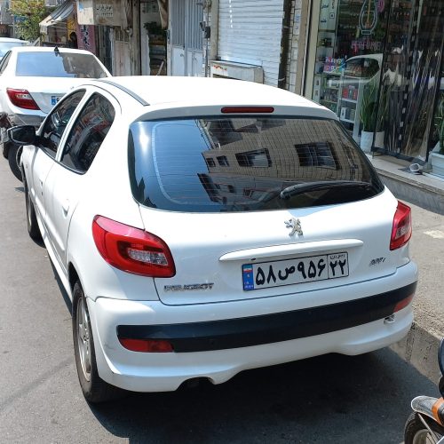 207 اتوماتیک