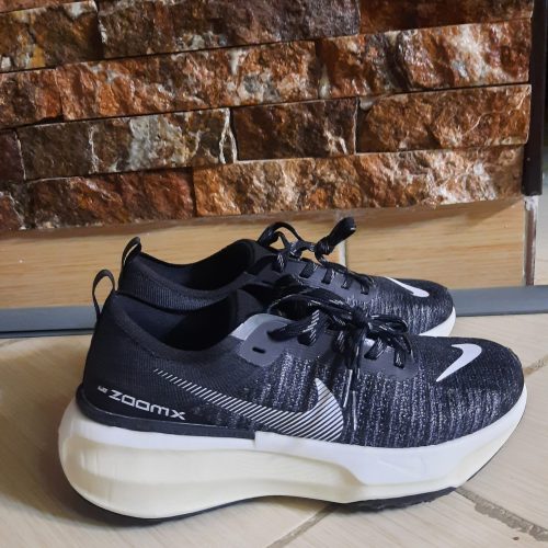 کتانی نایکی زنانه مدل invincible سایز 39