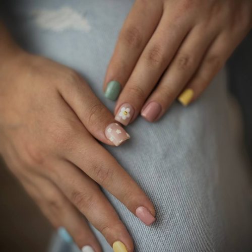 جشنواره تابستانی ترمیم و کاشت ناخن