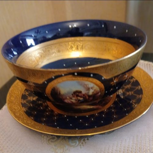 ظروف آنتیک ومارکدار زیر قیمت