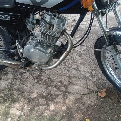 موتور سیکلت 200