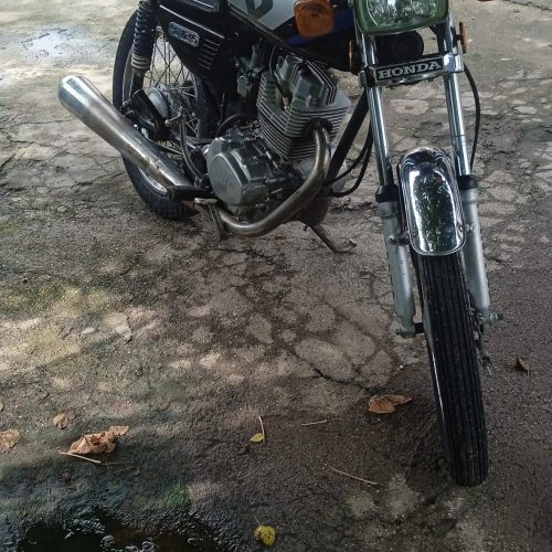 موتور سیکلت 200