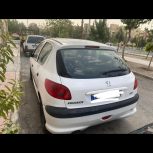 یک دستگاه خودرو 206تیپ 5 دهنده ای رنگ سفید مدل سال 1395 دوازده ماه بیمه شخص ثالث خانگی تر و تمیز به فروش می رسد