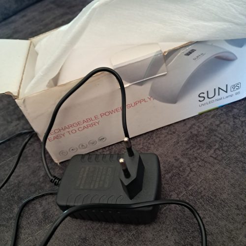 دستگاه یووی  کاشت ناخن