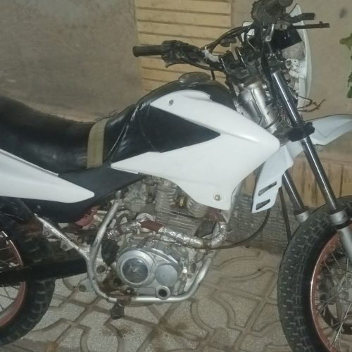 متورسیکلت تریل 200