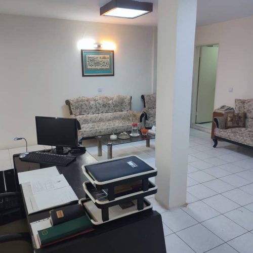 واحد هشتاد متری