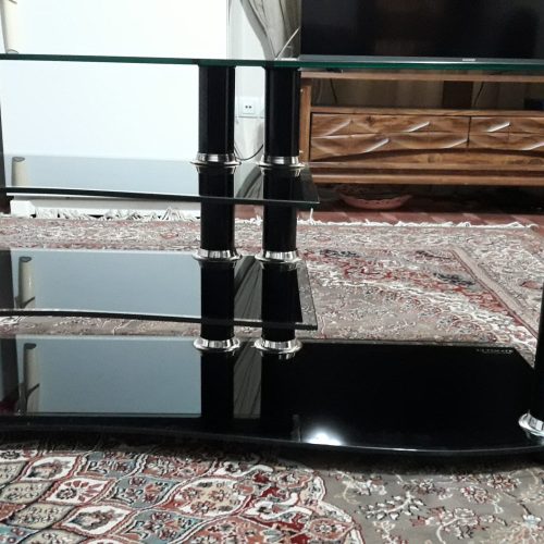 میز تلویزیون نو و سالم