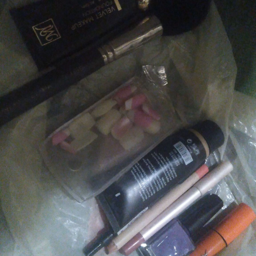 لوازم آرایشی در حد نو