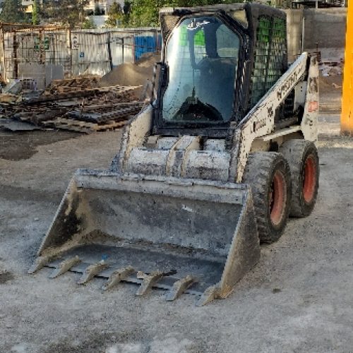 اجاره بابکت مینی بیل  به صورت شیفتی ماهیانه