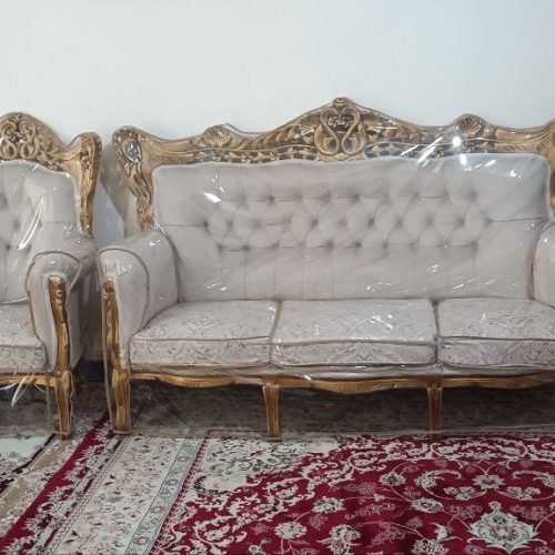 مبل در حد نو زیر قیمت به دلیل جابجایی