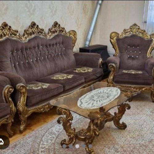 مبل سلطنتی 9 نفره به همراه میز عسلی