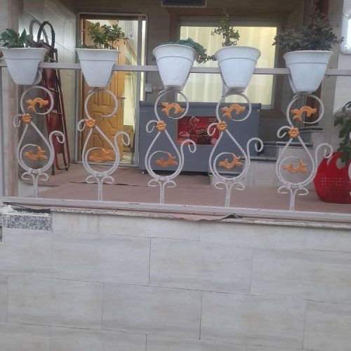 خانه ویلایی250 متر زمین 100 متر بناسند منگوله دار