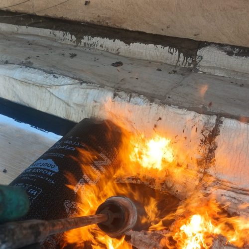 نصب اجرای ایزوگام آسفالت قیرگونی حتی1متر