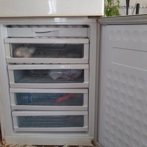 یخچال ISUN سالم و تمیز