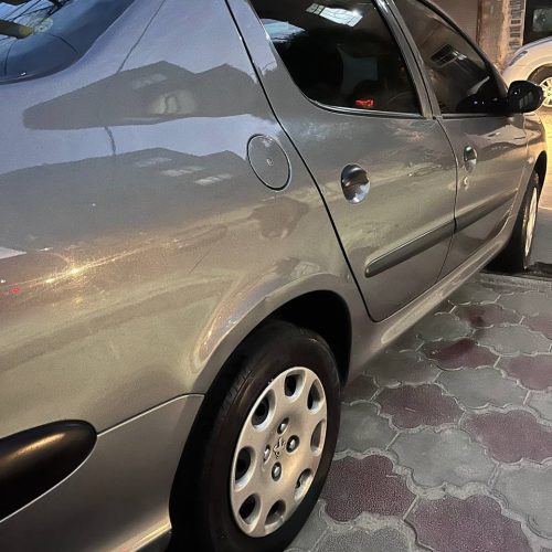 پژو خاکستری صندوقدار مدل 94
