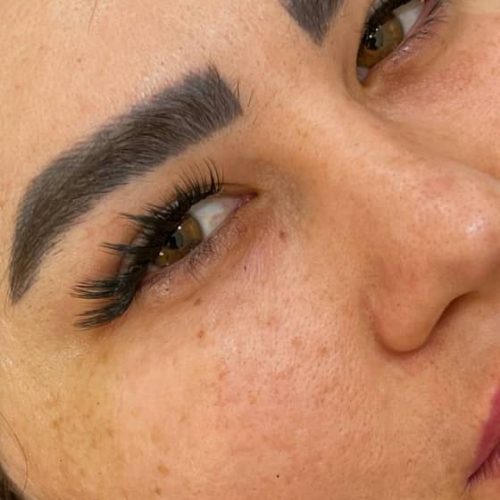 مدل برای لاین زیبایی