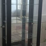 با سلام خدمت همگی ویترین چوبی  رنگ مشکی  به فروش می‌رسد